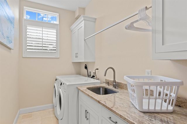 1021 CRESCENT STREET 1, Sarasota, FL 34242