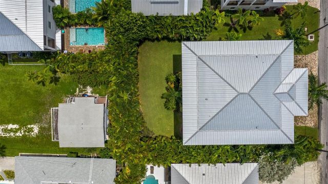 1021 CRESCENT STREET 1, Sarasota, FL 34242