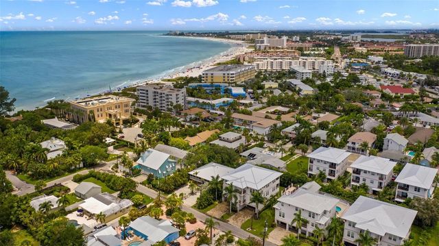 1021 CRESCENT STREET 1, Sarasota, FL 34242