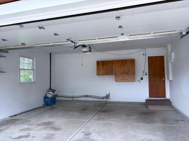 2829 Briarwood Drive, Arlington Heights, IL 60005