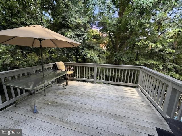 258 GREEN FERN WAY, Halethorpe, MD 21227