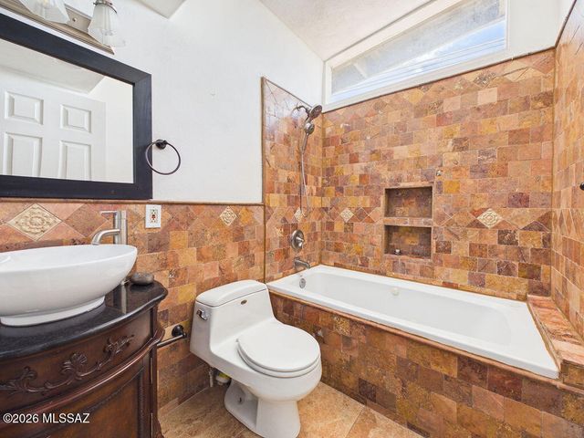 3318 W Orange Grove Road, Tucson, AZ 85741
