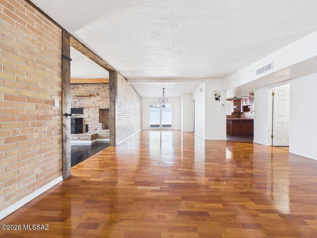 3318 W Orange Grove Road, Tucson, AZ 85741