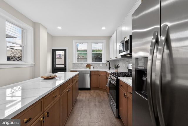 2221 S CARLISLE ST, Philadelphia, PA 19145