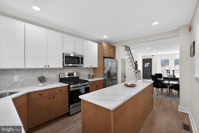 2221 S CARLISLE ST, Philadelphia, PA 19145