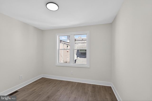 2221 S CARLISLE ST, Philadelphia, PA 19145