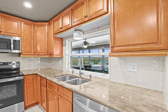 15722 DONZI DRIVE, Hudson, FL 34667