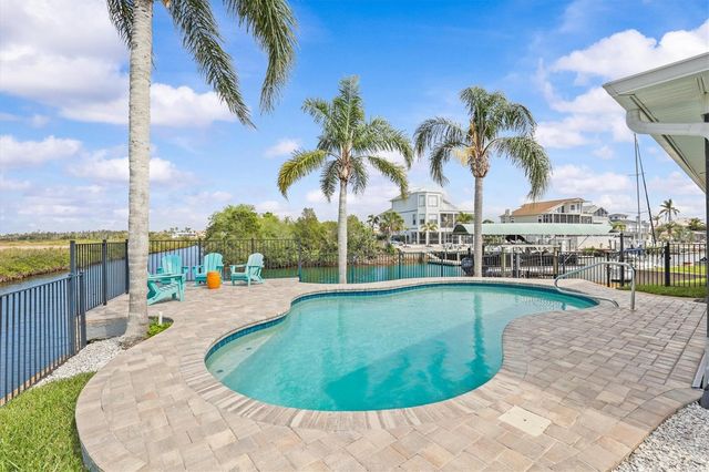 15722 DONZI DRIVE, Hudson, FL 34667