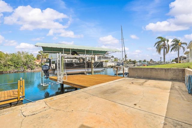 15722 DONZI DRIVE, Hudson, FL 34667