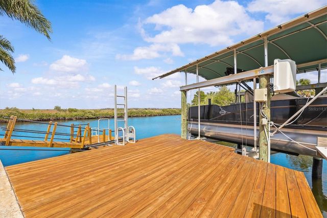 15722 DONZI DRIVE, Hudson, FL 34667