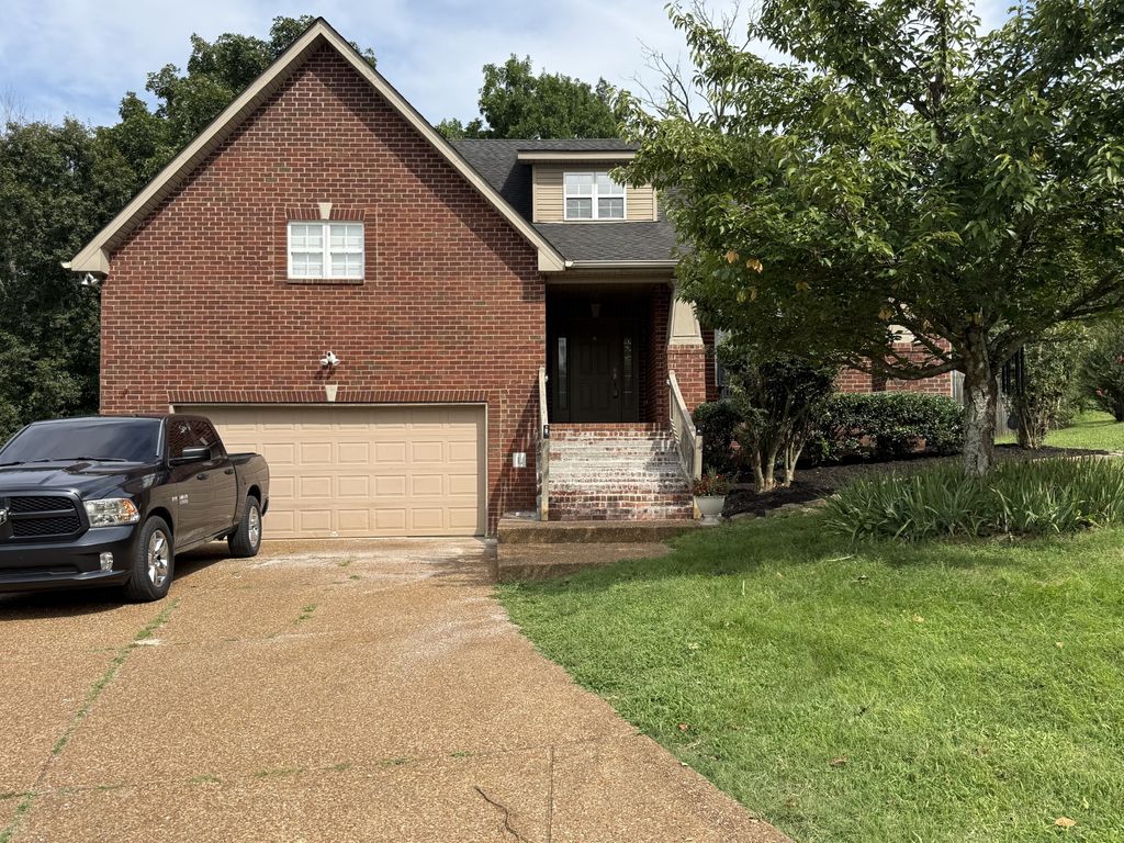 1444 Saddle Crst, Mount Juliet, TN 37122