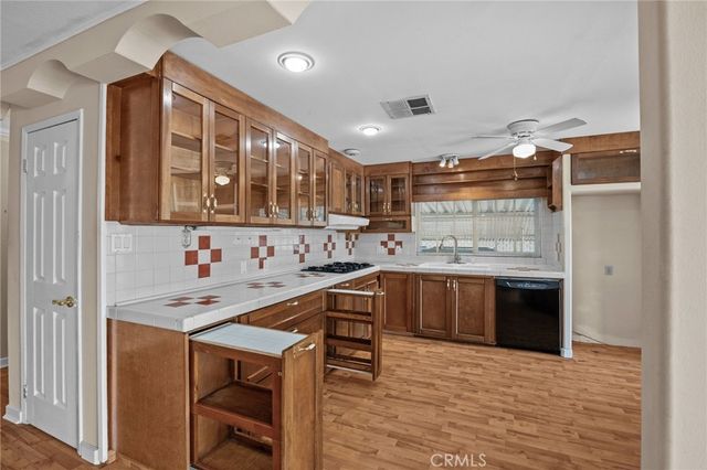 26011 kentia palm dr, Homeland, CA 92548