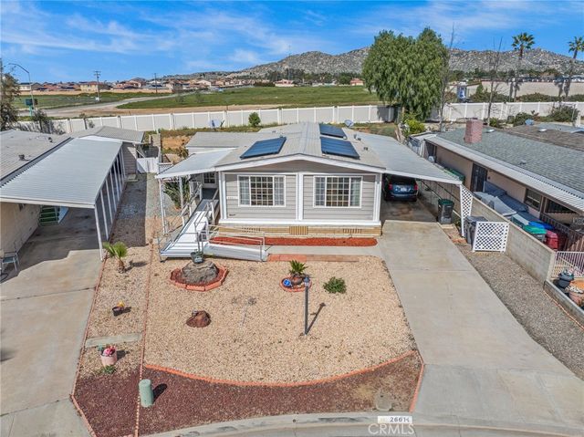 26011 kentia palm dr, Homeland, CA 92548