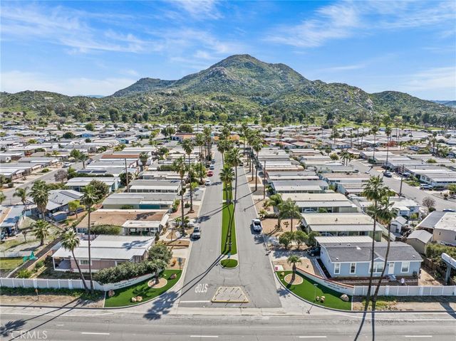 26011 kentia palm dr, Homeland, CA 92548