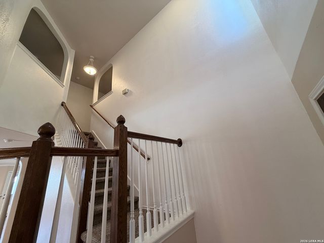 135 Bright Trl, San Antonio, TX 78253