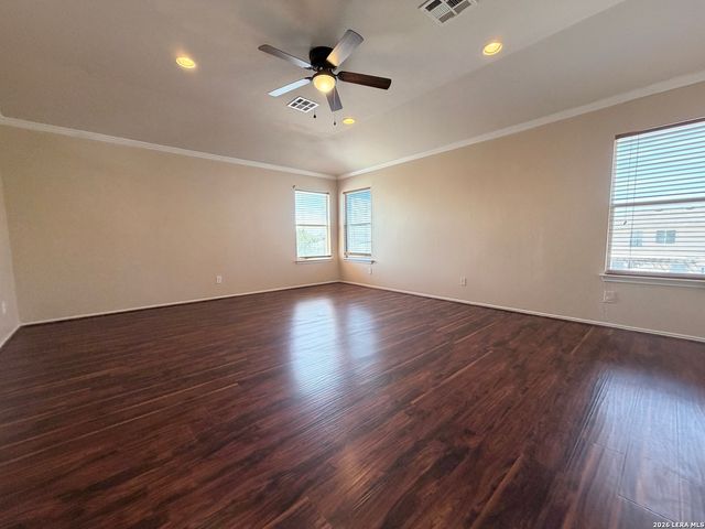 135 Bright Trl, San Antonio, TX 78253