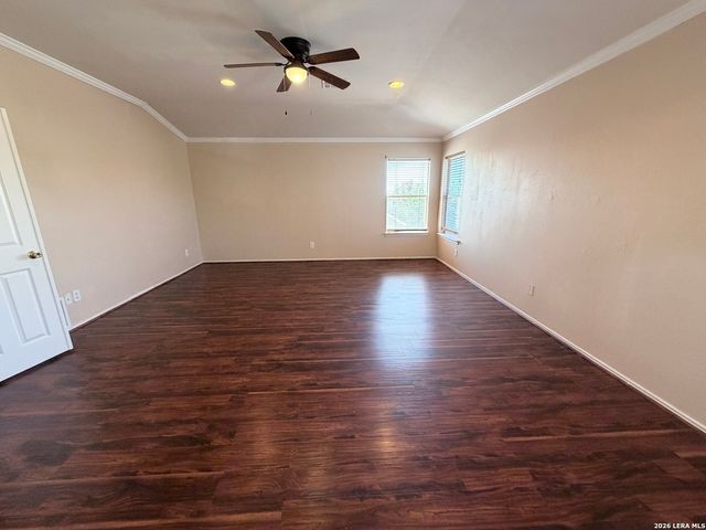 135 Bright Trl, San Antonio, TX 78253