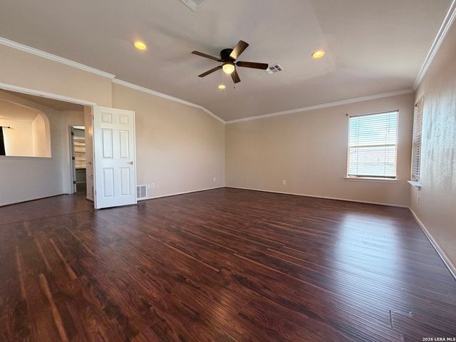 135 Bright Trl, San Antonio, TX 78253