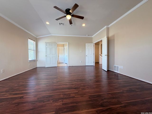 135 Bright Trl, San Antonio, TX 78253