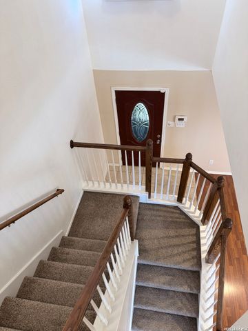 135 Bright Trl, San Antonio, TX 78253