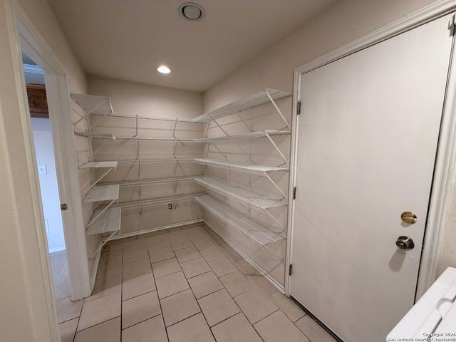 135 Bright Trl, San Antonio, TX 78253