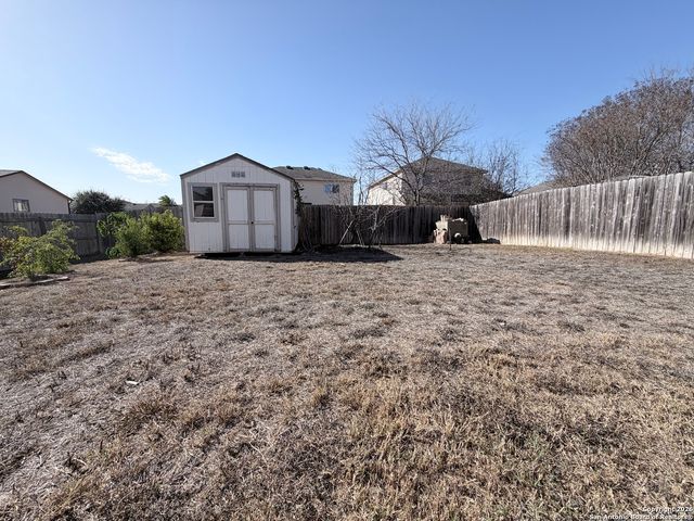 135 Bright Trl, San Antonio, TX 78253