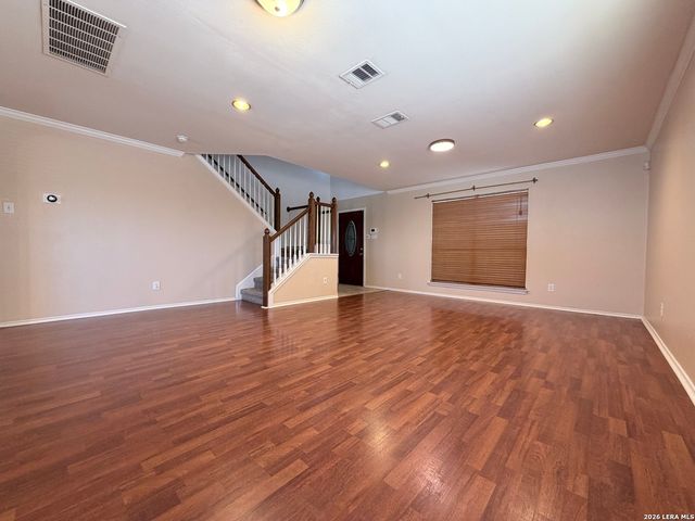 135 Bright Trl, San Antonio, TX 78253