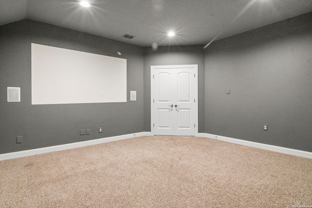 221 ASPEN DR, Boerne, TX 78006