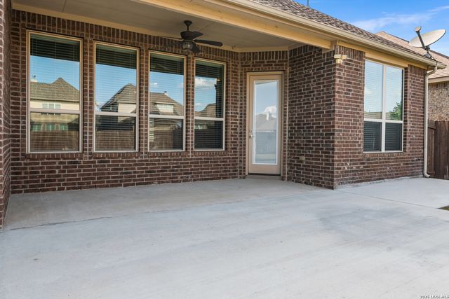 221 ASPEN DR, Boerne, TX 78006