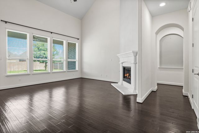 221 ASPEN DR, Boerne, TX 78006