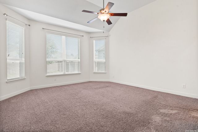 221 ASPEN DR, Boerne, TX 78006