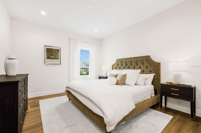 8615 5TH STREET N, St Petersburg, FL 33702