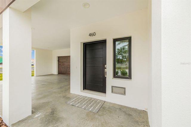 8615 5TH STREET N, St Petersburg, FL 33702