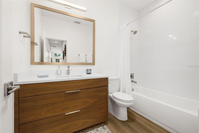 8615 5TH STREET N, St Petersburg, FL 33702