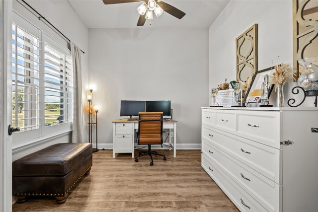 953 County Road 4764, Boyd, TX 76023