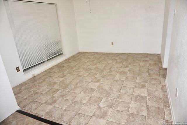 2434 FIELD WOOD, San Antonio, TX 78251