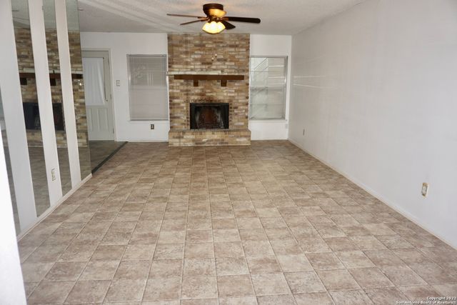 2434 FIELD WOOD, San Antonio, TX 78251