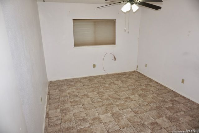 2434 FIELD WOOD, San Antonio, TX 78251