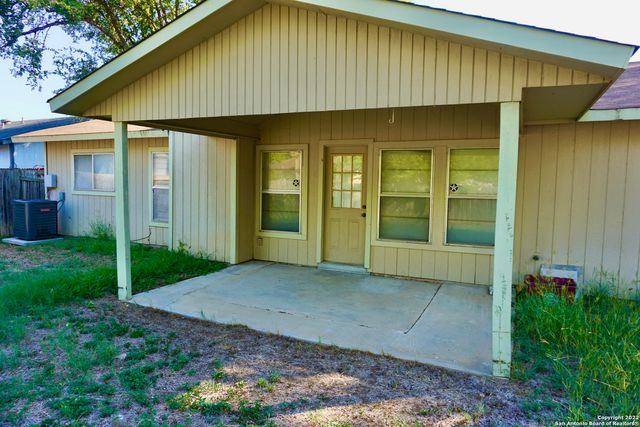 2434 FIELD WOOD, San Antonio, TX 78251
