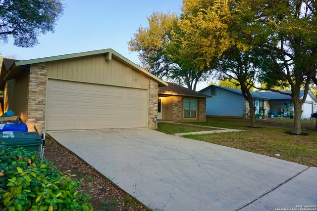 2434 FIELD WOOD, San Antonio, TX 78251
