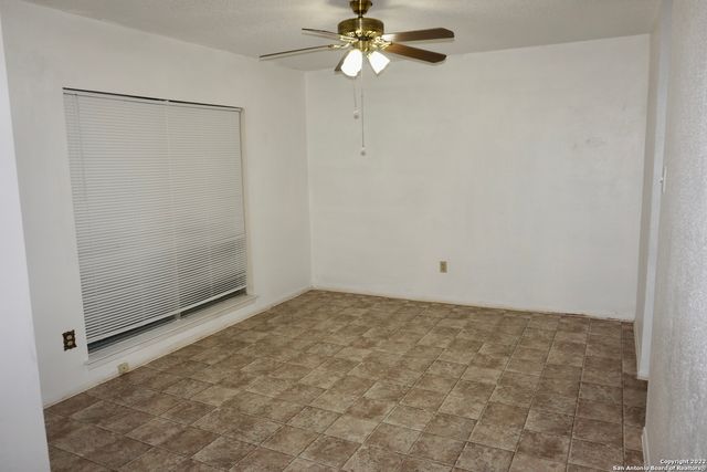2434 FIELD WOOD, San Antonio, TX 78251