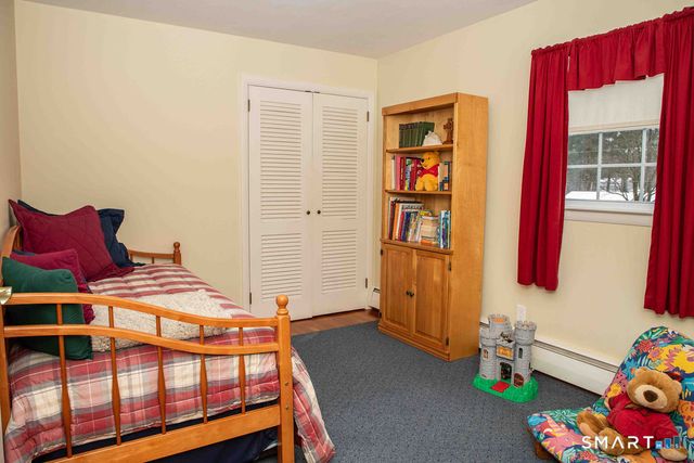 12 Craigemore Circle, Avon, CT 06001