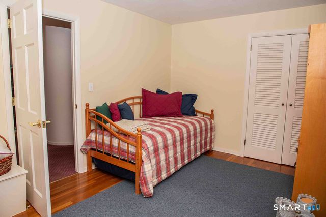 12 Craigemore Circle, Avon, CT 06001