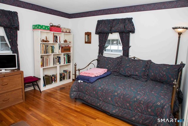 12 Craigemore Circle, Avon, CT 06001