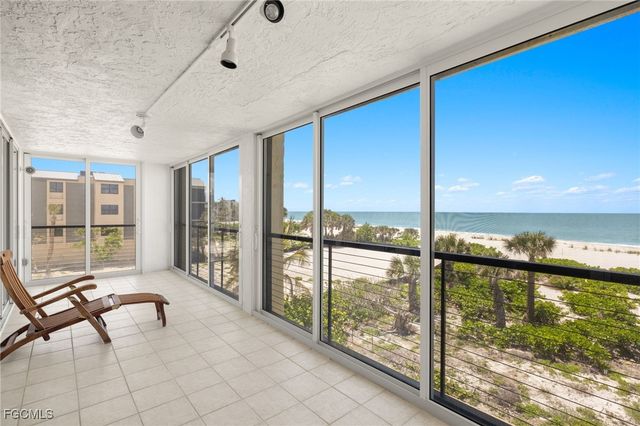 2915 W Gulf DR A201, Sanibel, FL 33957