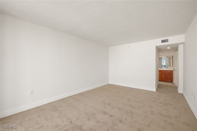 2915 W Gulf DR A201, Sanibel, FL 33957