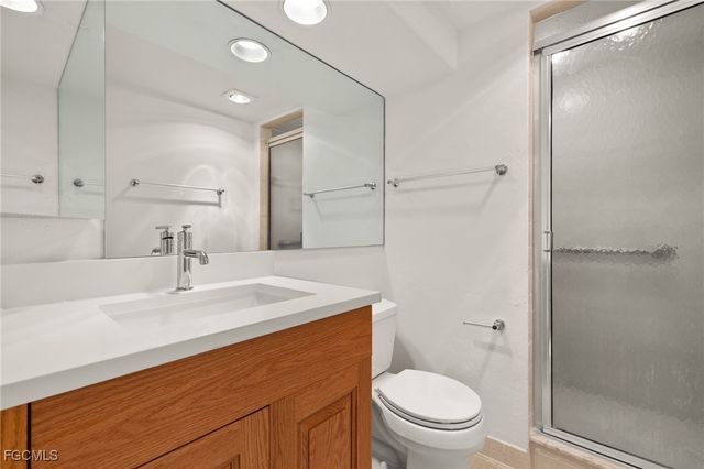 2915 W Gulf DR A201, Sanibel, FL 33957