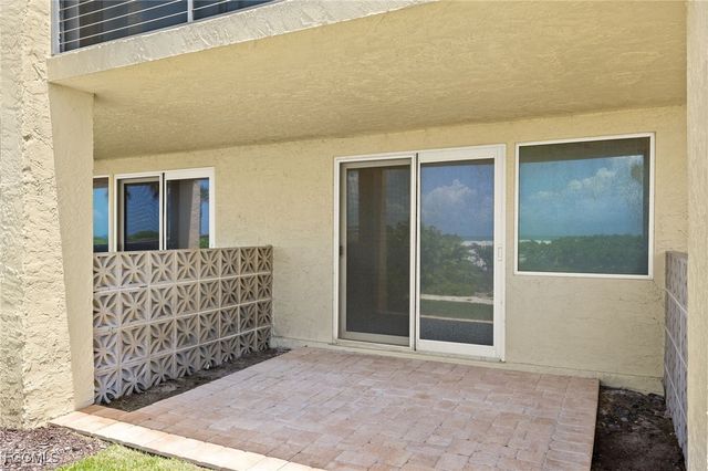 2915 W Gulf DR A201, Sanibel, FL 33957