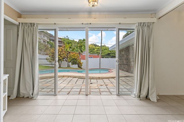 44-103 Kalenakai Place, Kaneohe, HI 96744