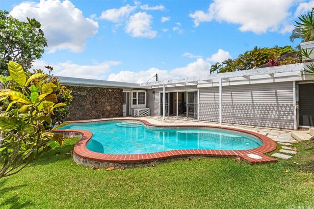 44-103 Kalenakai Place, Kaneohe, HI 96744